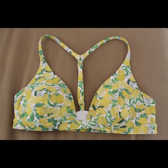 🍋 Rare Lululemon Bikini Top 🍋